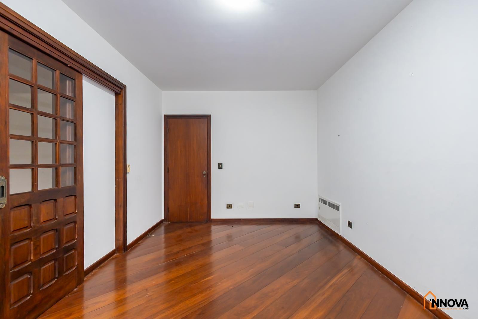 Casa Residencial com piscina -  Bom Retiro - Foto 6