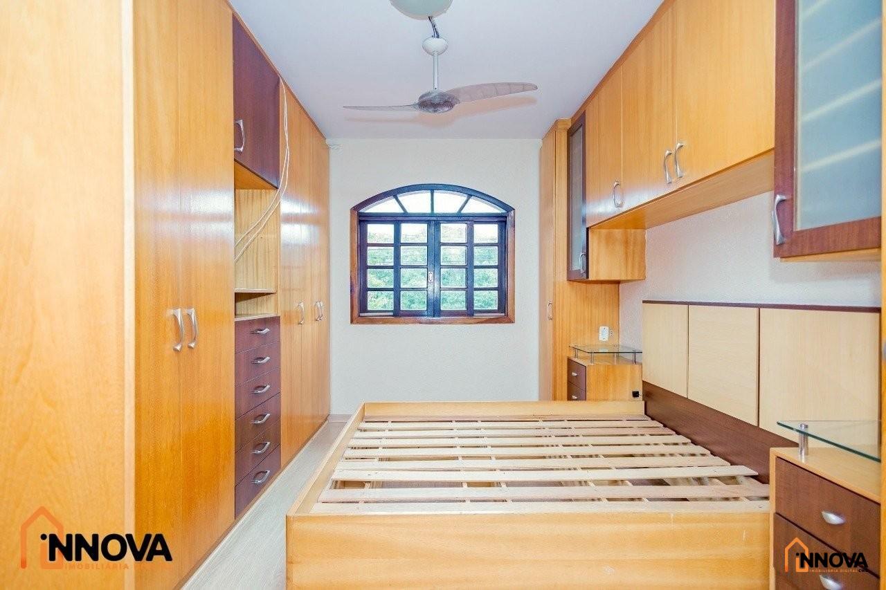 Sobrado com Suíte e Móveis Planejados para venda - Boqueirão