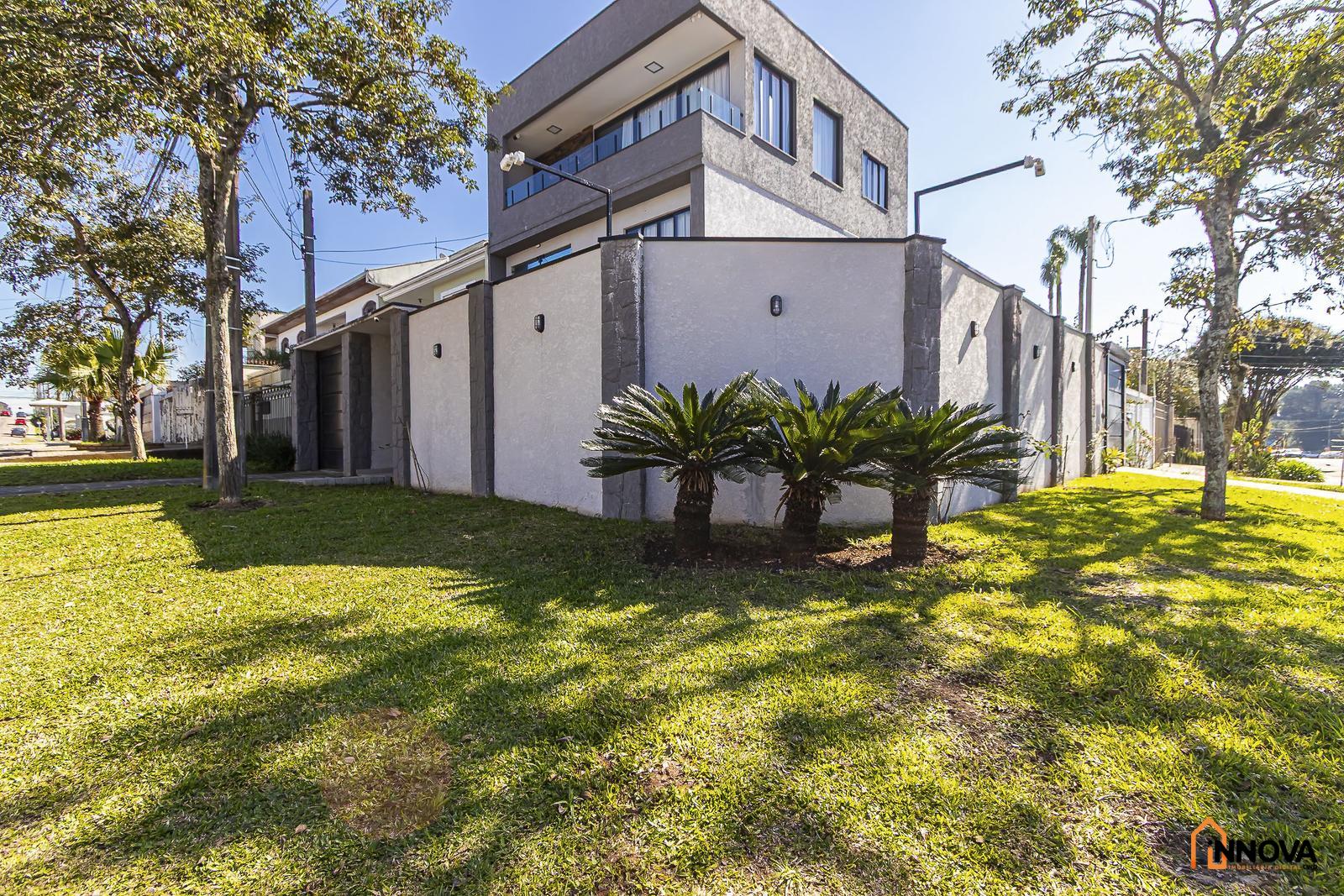 Sobrado Triplex para venda - Boqueirão