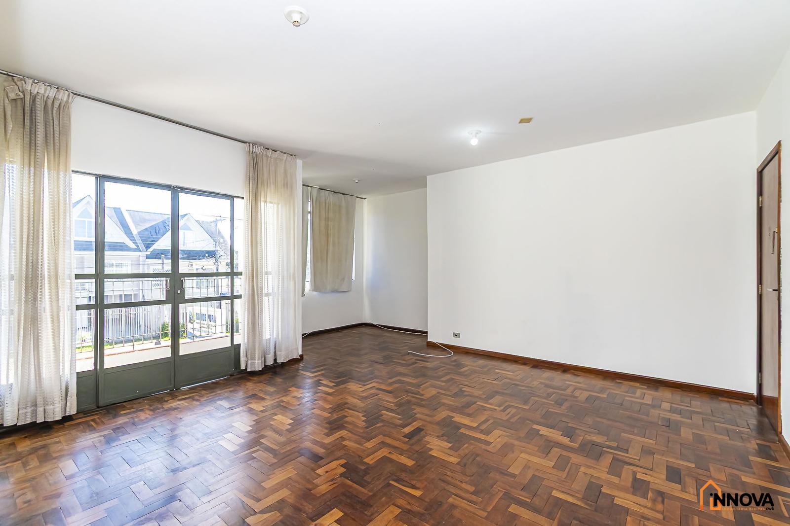 Apartamento sobre loja para locação - Boqueirão