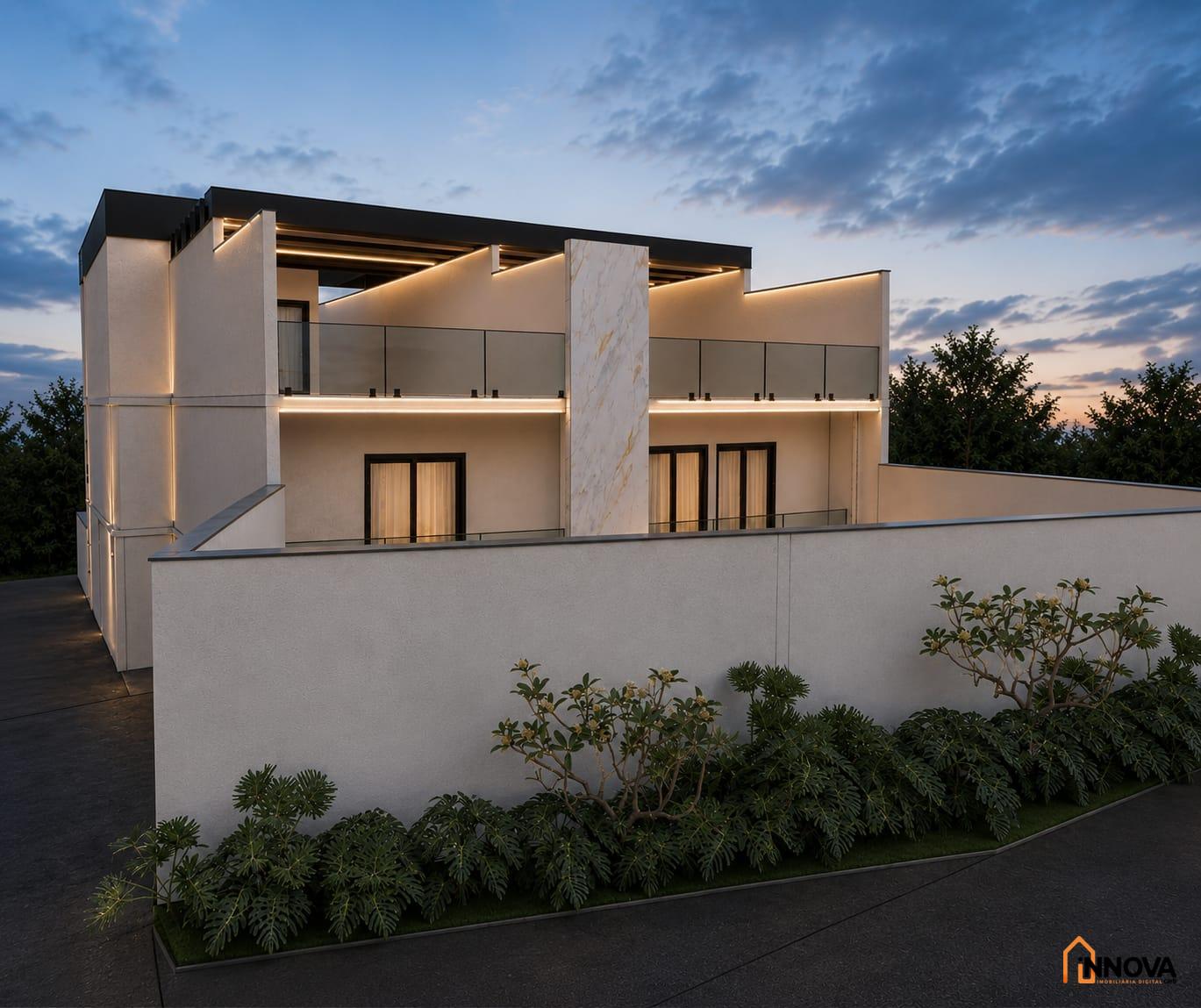 Triplex e Sobrados à Venda - São José dos Pinhais