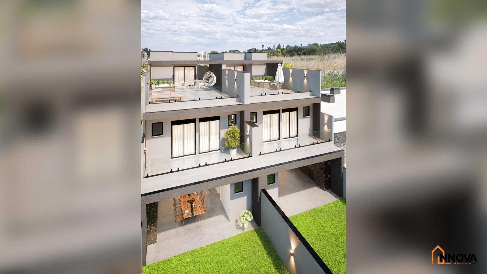 Triplex á venda - São José dos Pinhais