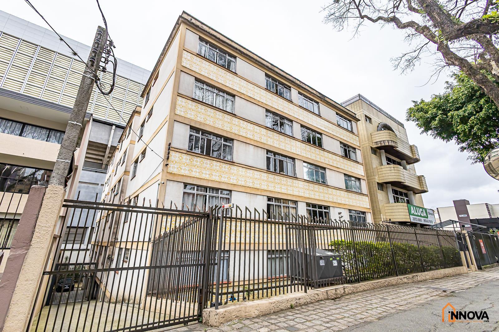 Apartamento para venda - Água Verde